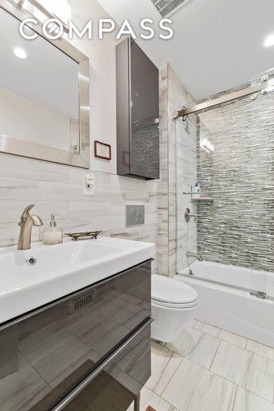 #7 photo, 106 B Nassau Avenue, Бруклин ‖ Greenpoint , NY 11222