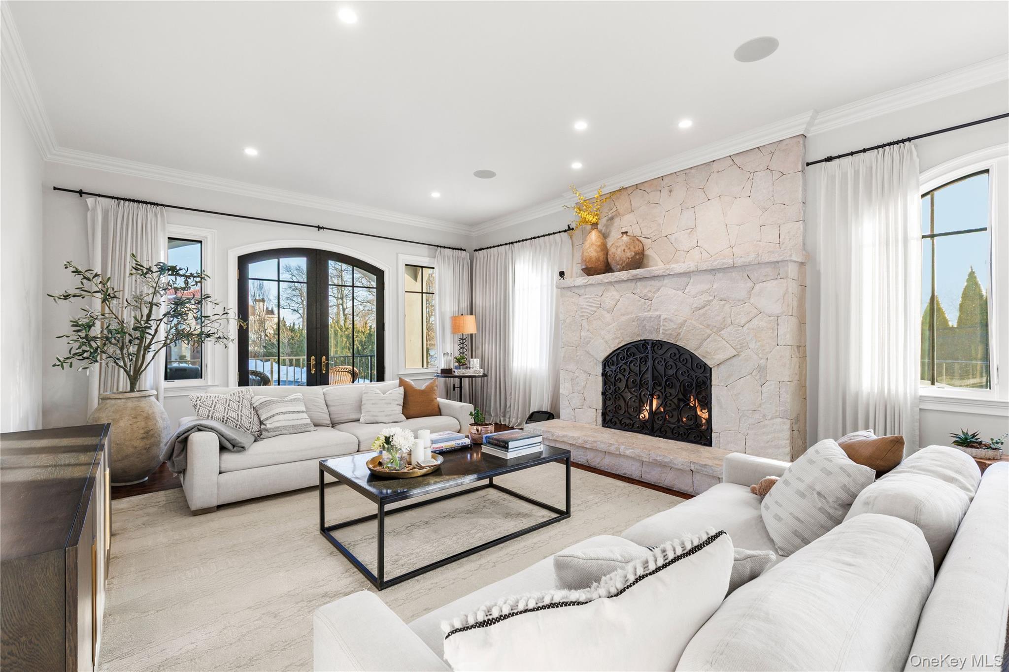 #10 photo, 9 Brittany Lane, 纽约州 New Rochelle , NY 10805