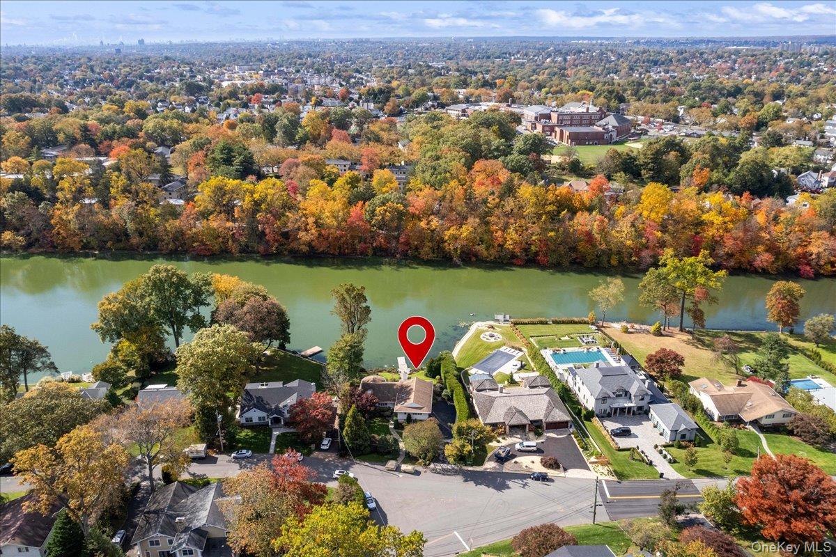 #15 photo, 34 Lakeshore Drive, Eastchester , NY 10709