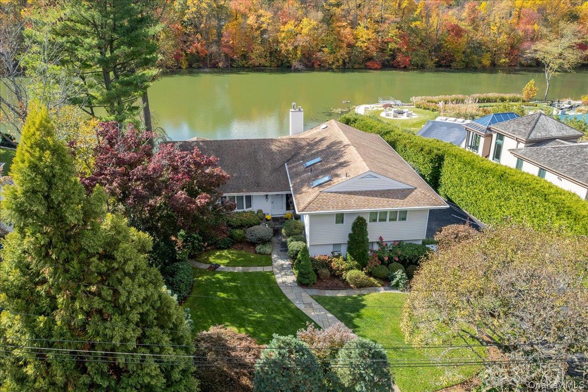 #18 photo, 34 Lakeshore Drive, Eastchester , NY 10709