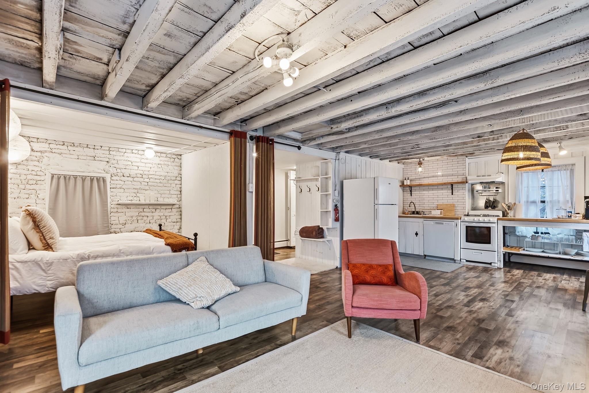 #8 photo, 465 Abeel Street, Kingston , NY 12401