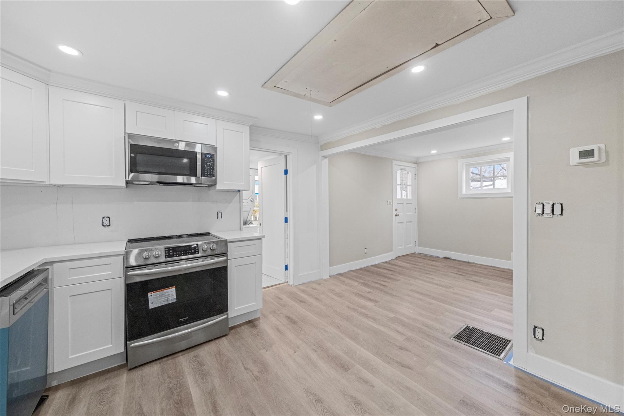 #7 photo, 3538 James Street, Shrub Oak , NY 10588