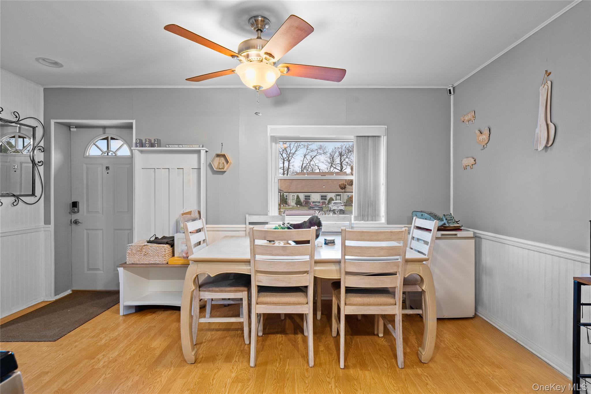 #11 photo, 617 Lake Court, Middle Island , NY 11953