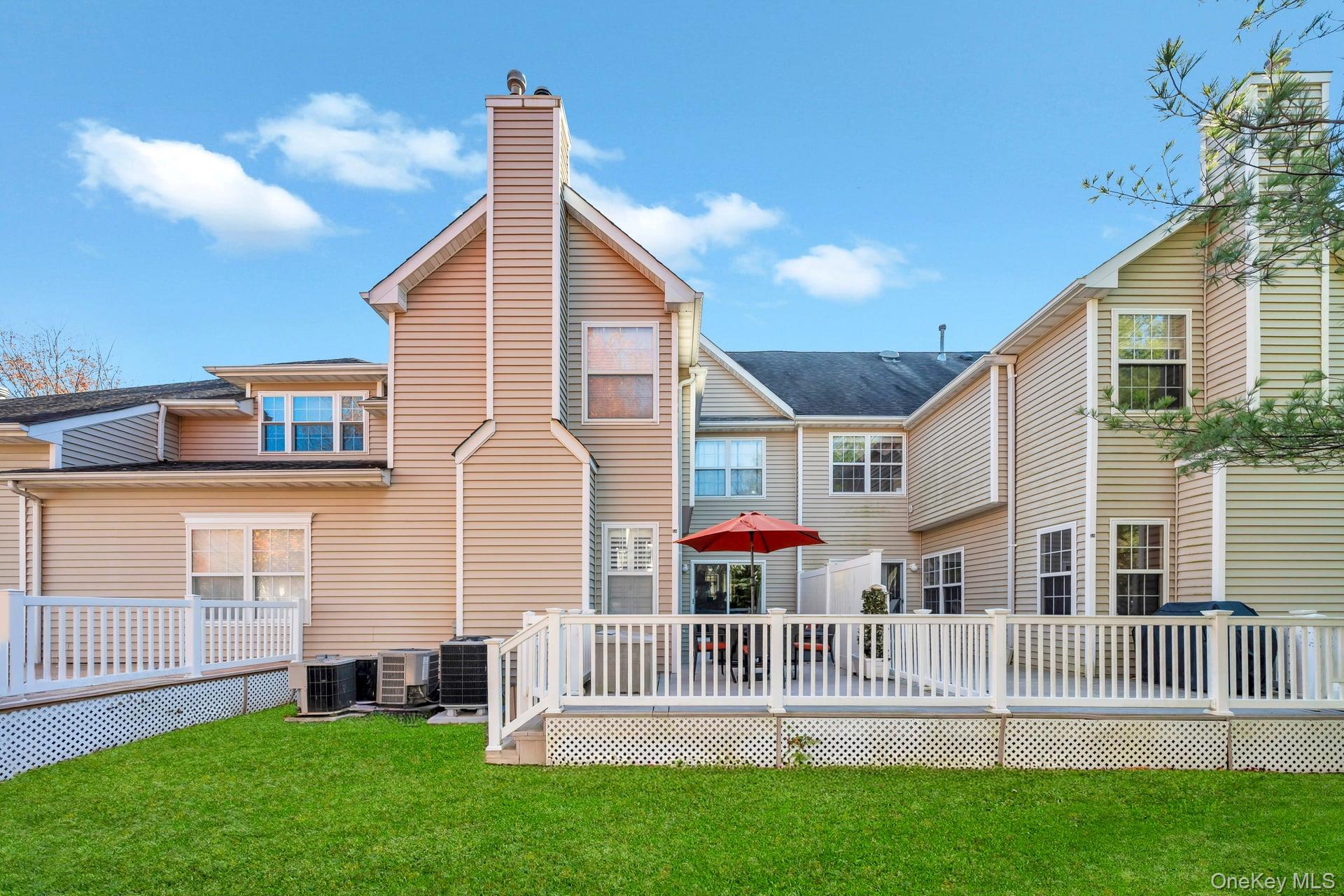 #11 photo, 56 Snowdance Lane, 東長島 Smithtown , NY 11787