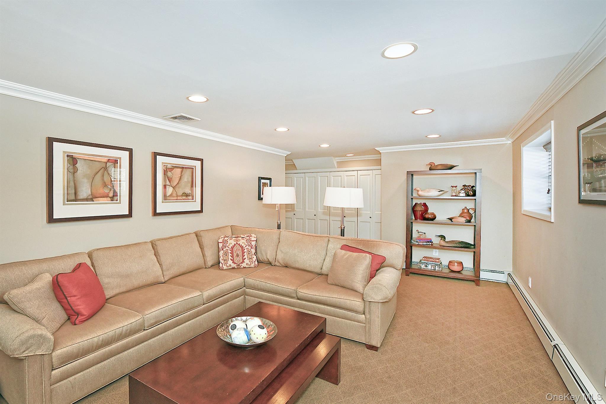 #19 photo, 2 Montana Place, Huntington Station , NY 11746