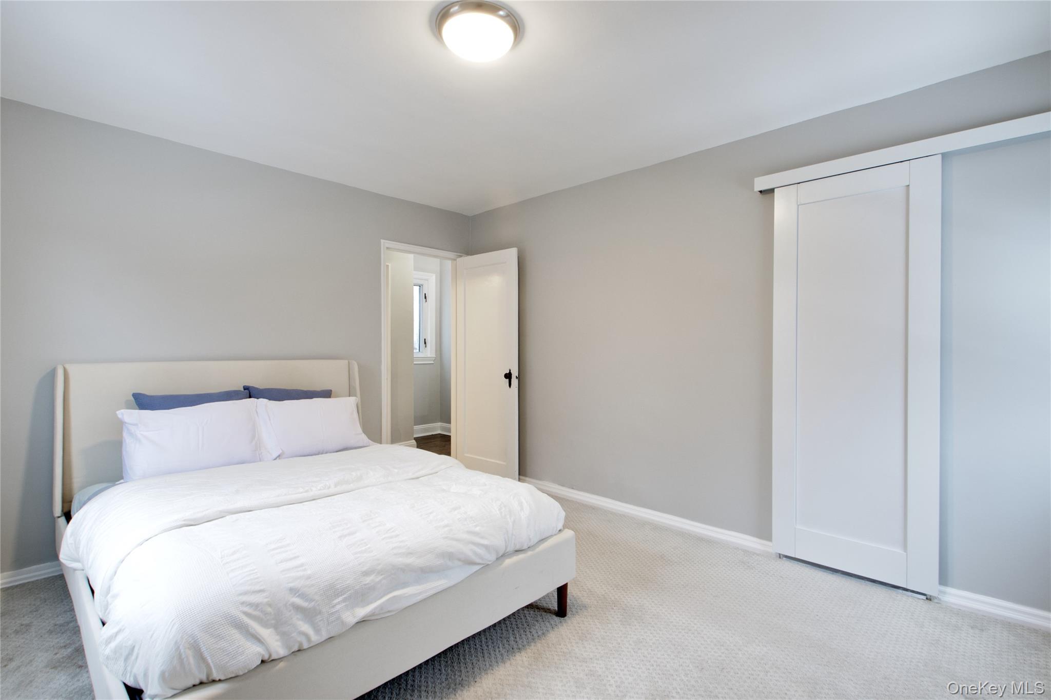 #14 photo, 6 Boylston Street, Garden City , NY 11530