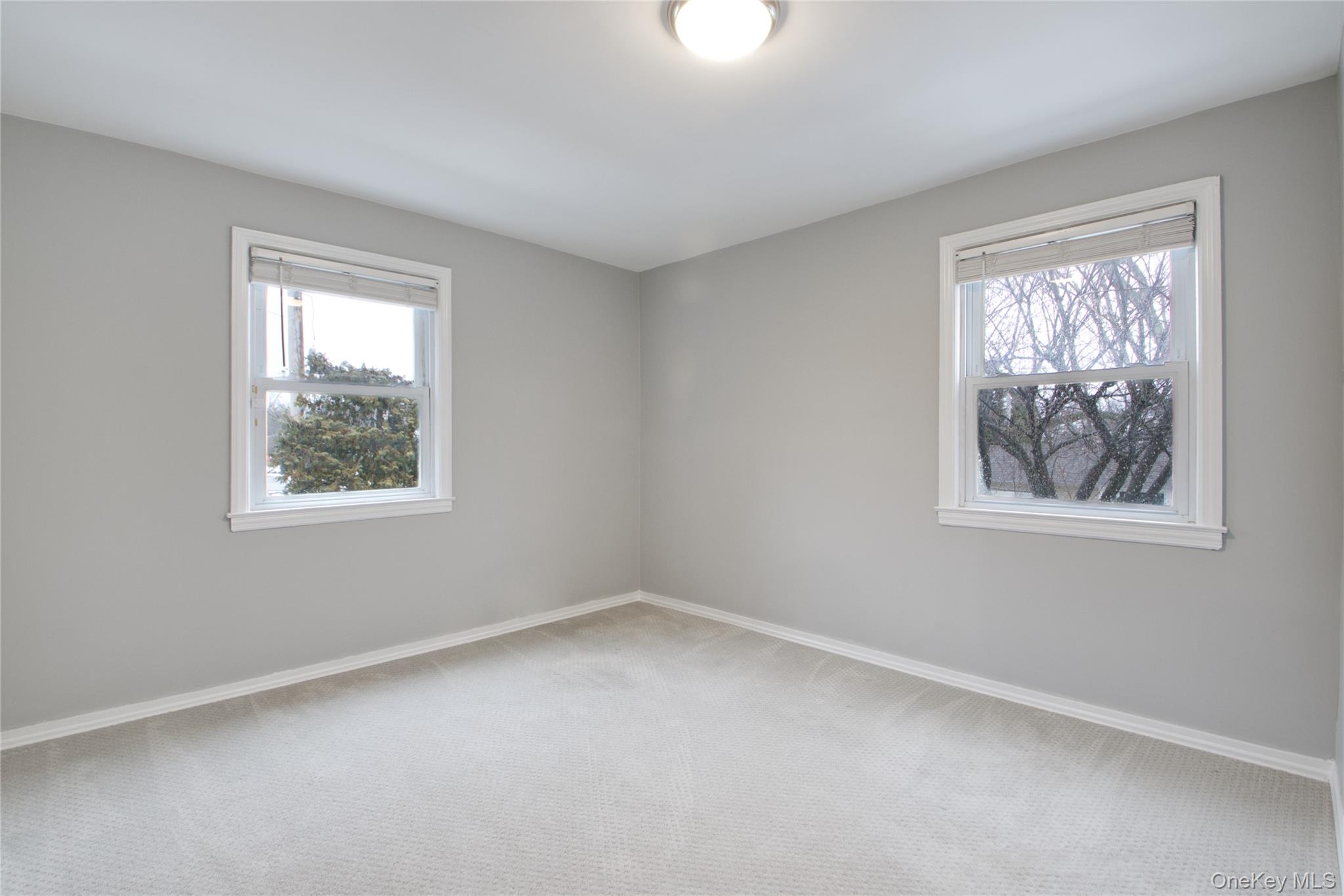 #17 photo, 6 Boylston Street, Garden City , NY 11530