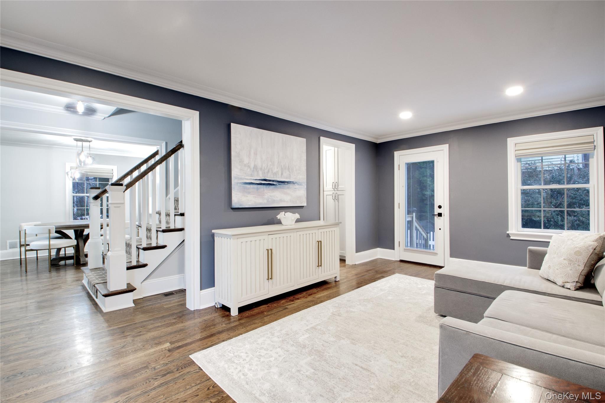 #4 photo, 6 Boylston Street, Garden City , NY 11530