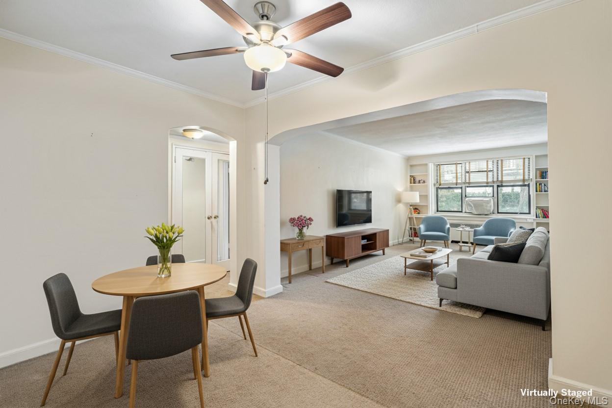 #1 photo, 2 Townhouse Place, Great Neck , NY 11021