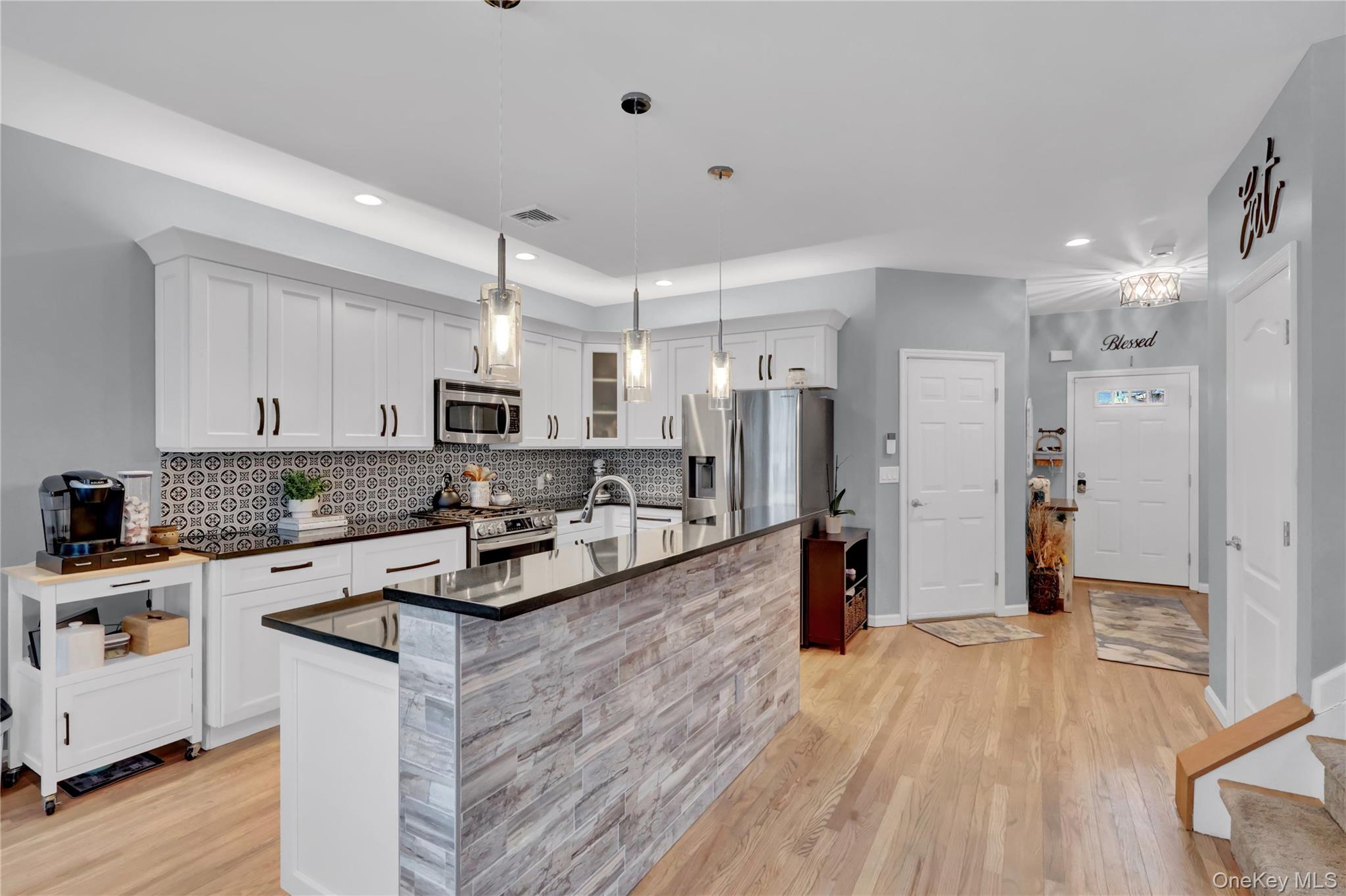 #7 photo, 37 Terrace Lane, Patchogue , NY 11772