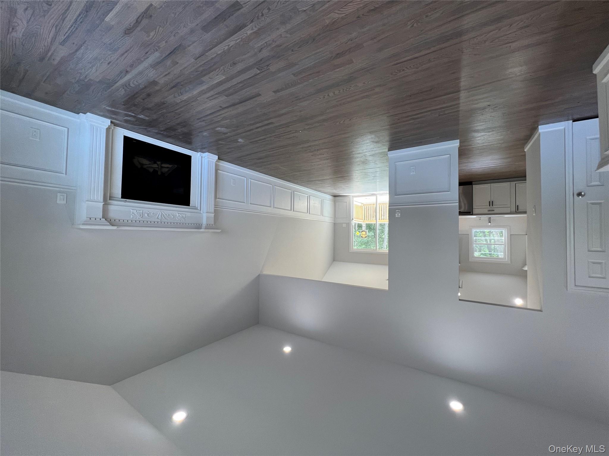 #5 photo, 56 Aspen drive, Mastic Beach , NY 11951