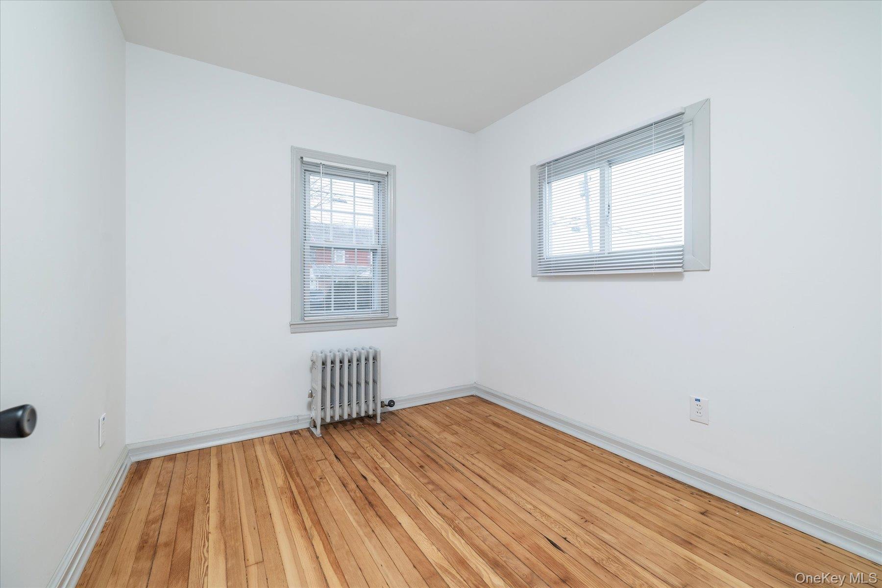 #16 photo, 21 Twinlawns Avenue, 長島 Hicksville , NY 11801