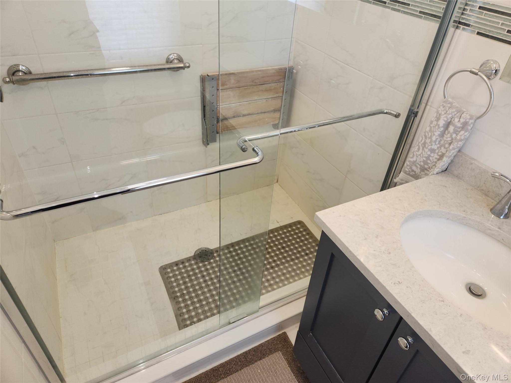 #11 photo, 268 Locust Avenue, Freeport , NY 11520