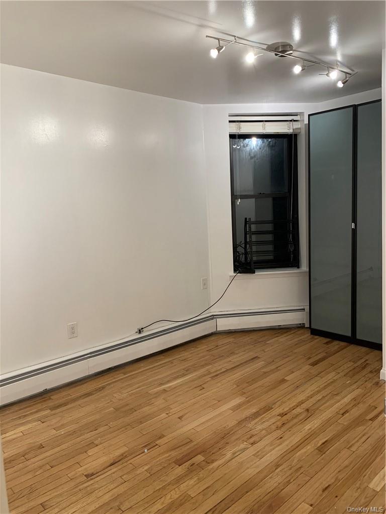 #4 photo, 5 E 131st Street, מנהטן New York (Manhattan) , NY 10037