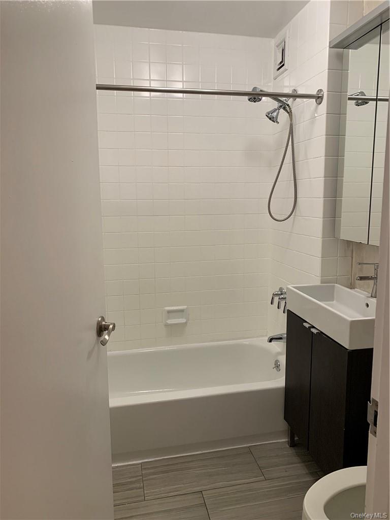 #8 photo, 5 E 131st Street, מנהטן New York (Manhattan) , NY 10037