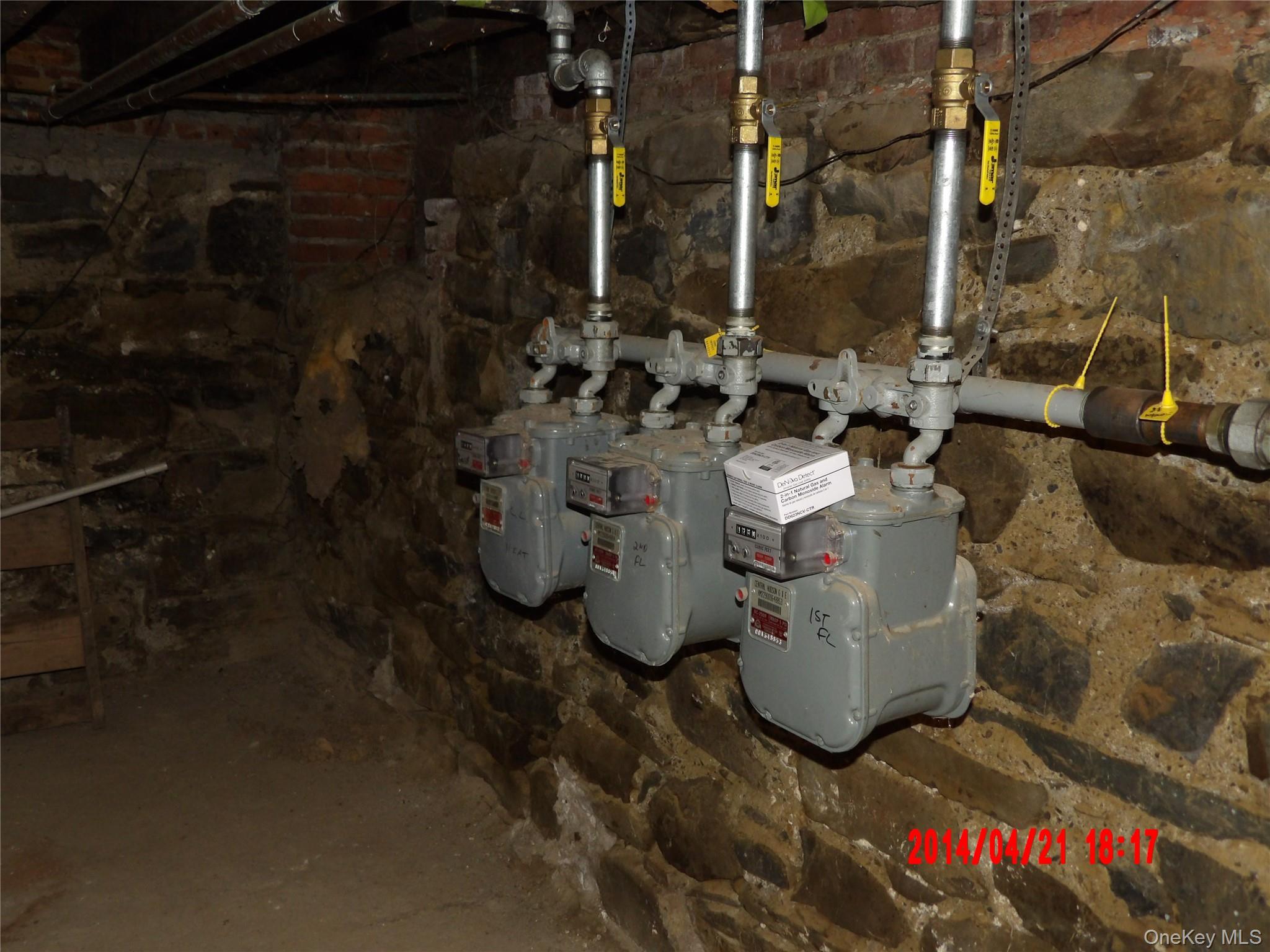 #7 photo, 115 William Street, Newburgh , NY 12550