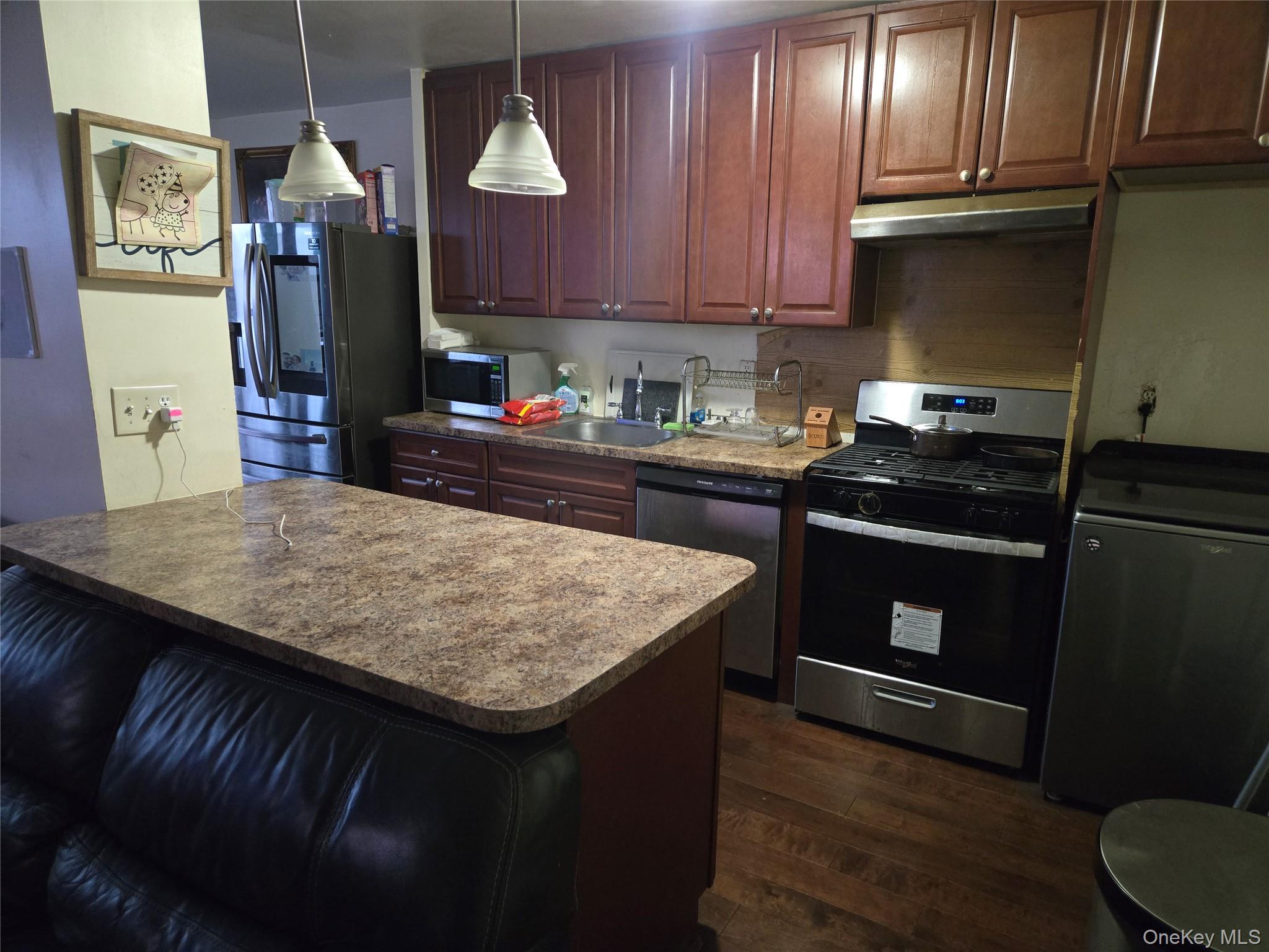 #1 photo, 825 Morrison Avenue, 布朗士 Bronx , NY 10473