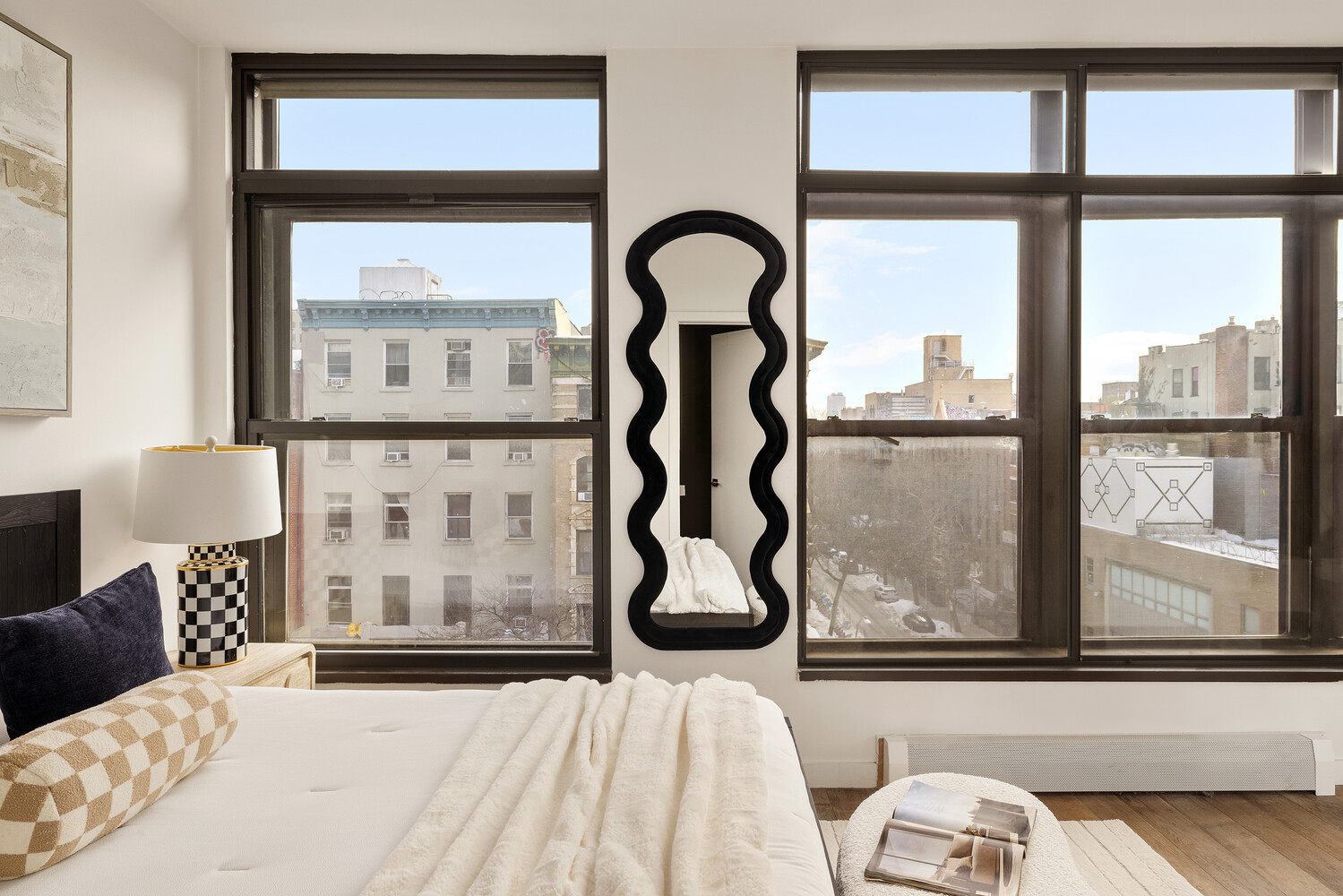 #9 photo, 133 2ND Avenue, मैनहटन East Village , NY 10003