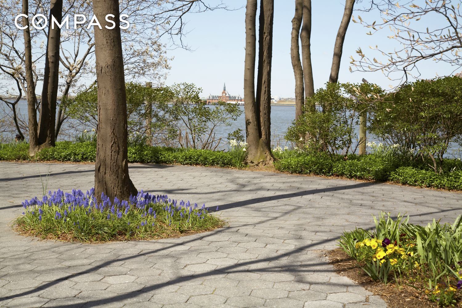 #16 photo, 2 S End Avenue, Battery Park City , NY 10280