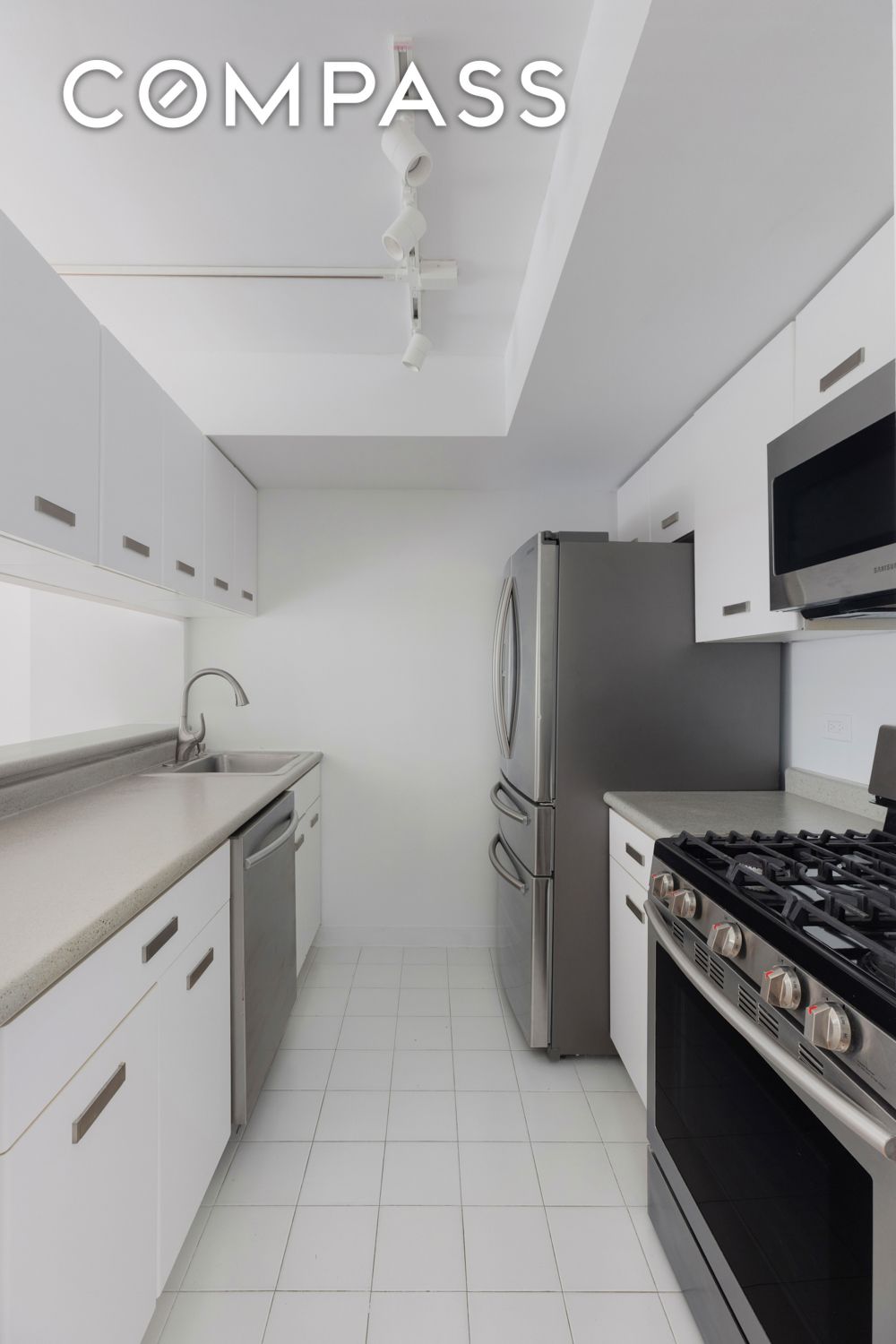 #8 photo, 2 S End Avenue, Манхэттен ‖ Battery Park City , NY 10280