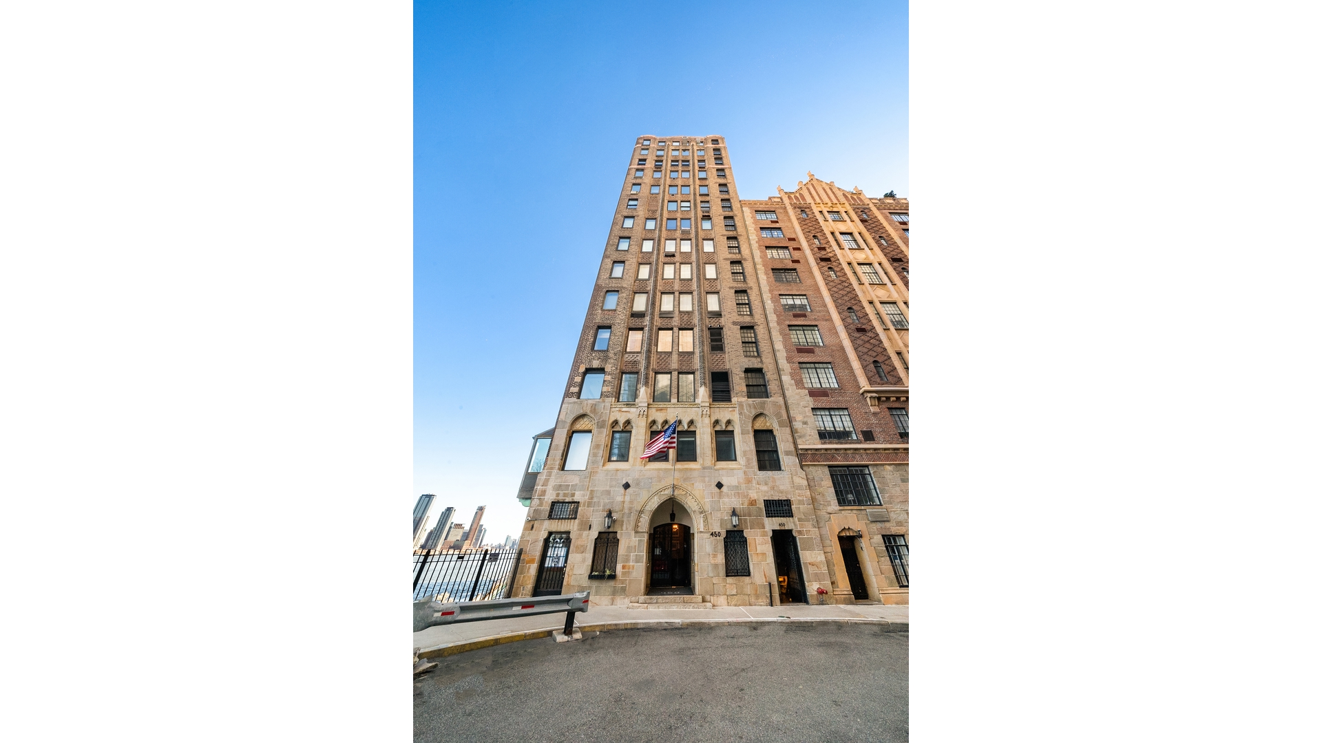 #19 photo, 450 E 52ND Street, Beekman , NY 10022