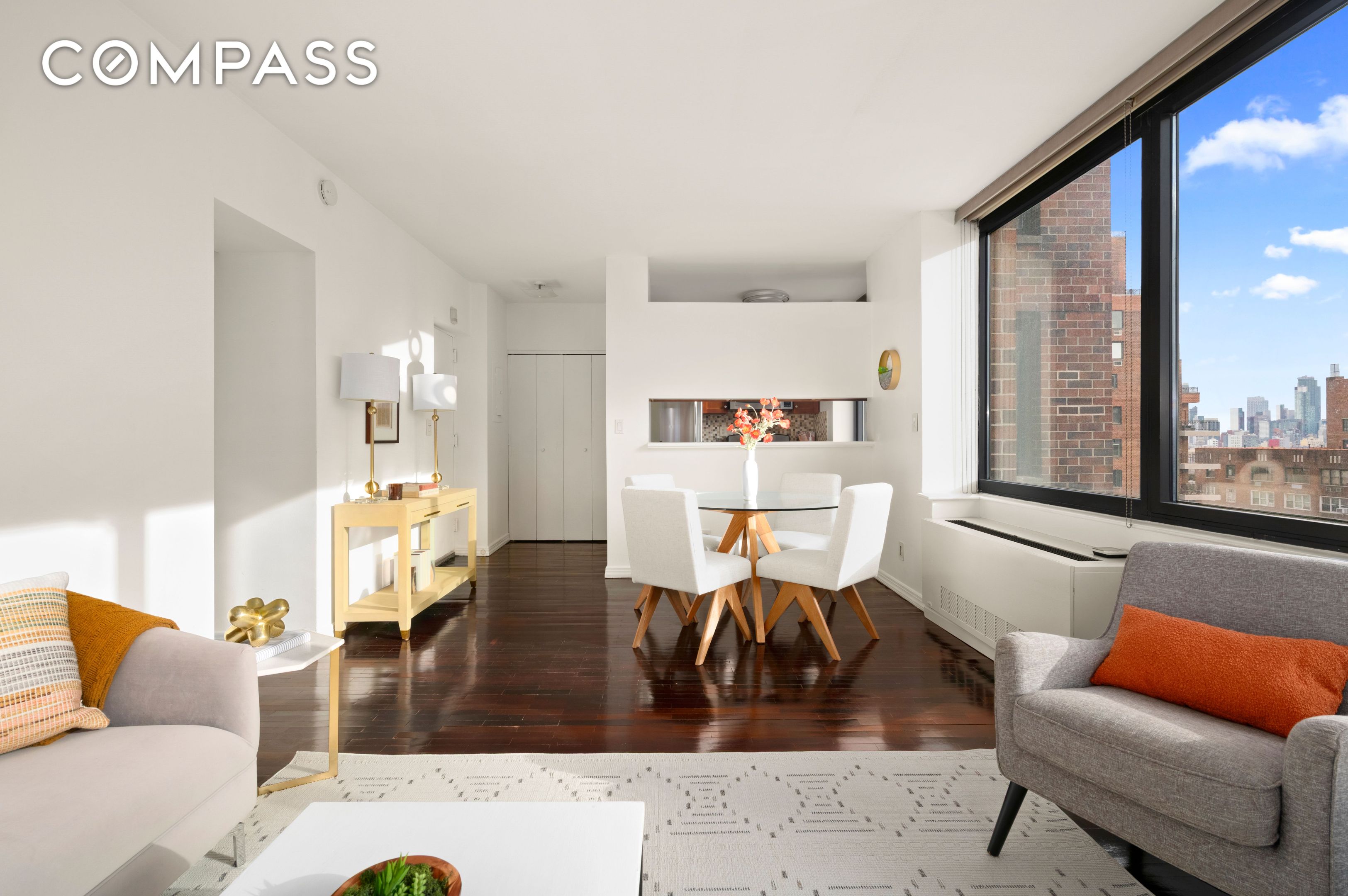 #4 photo, 52 E End Avenue, Upper East Side , NY 10028