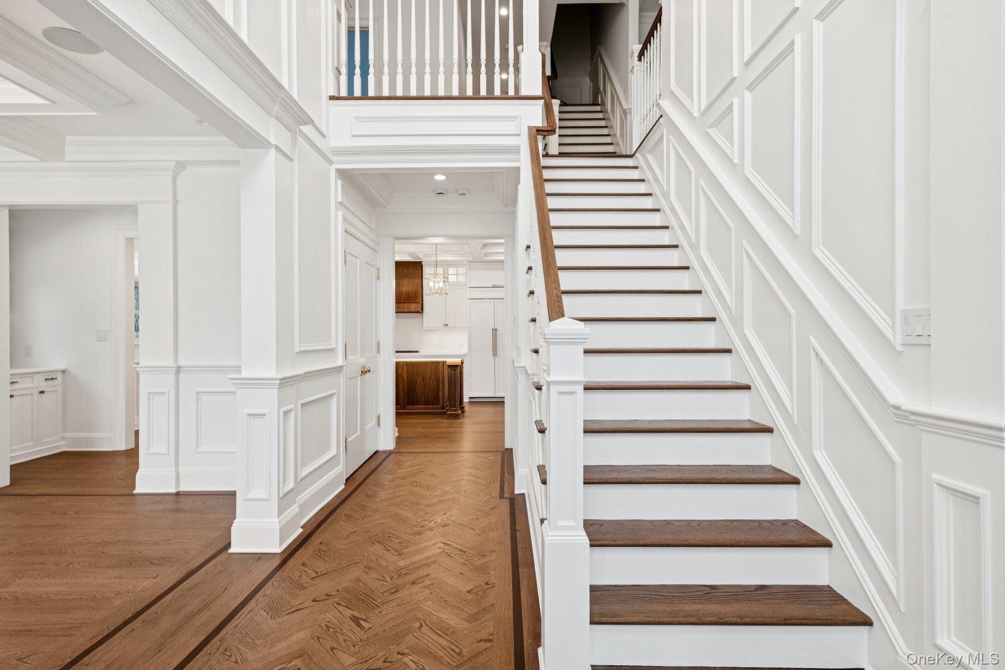 #3 photo, 133 Newmarket Road, 롱 아일랜드 Garden City , NY 11530