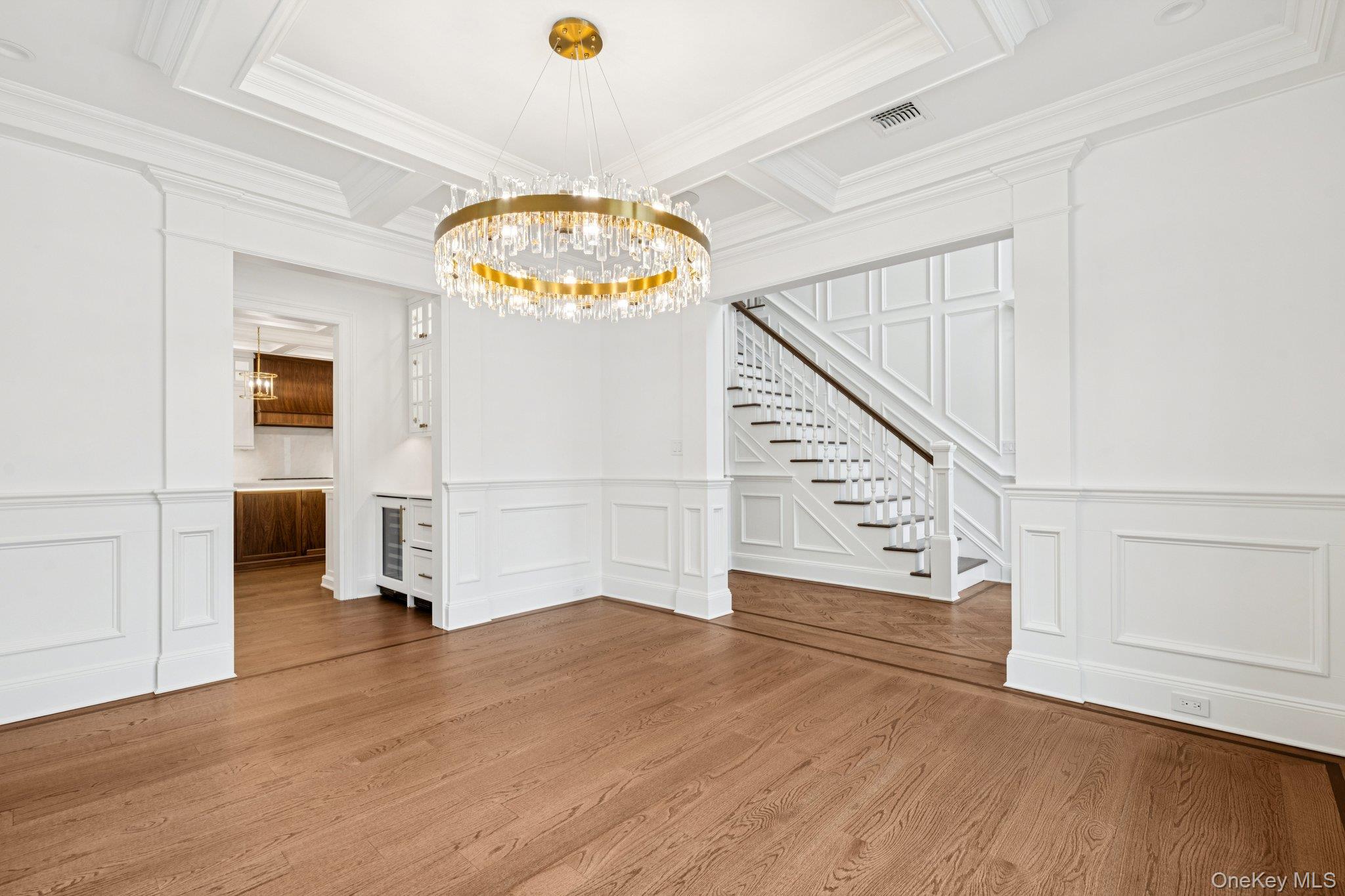 #6 photo, 133 Newmarket Road, 롱 아일랜드 Garden City , NY 11530