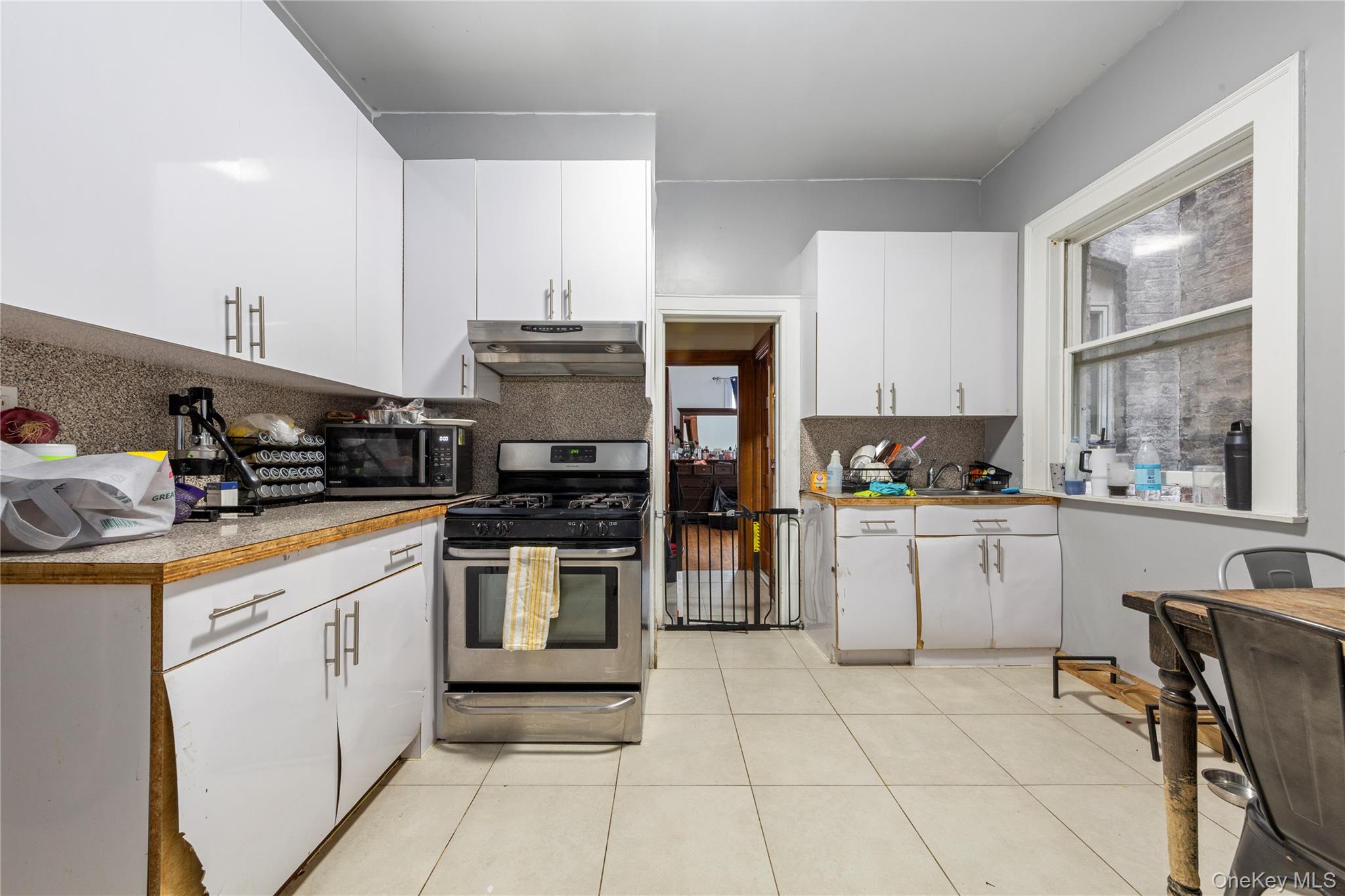 #13 photo, 9412 Jamaica Avenue, קווינס Woodhaven , NY 11421