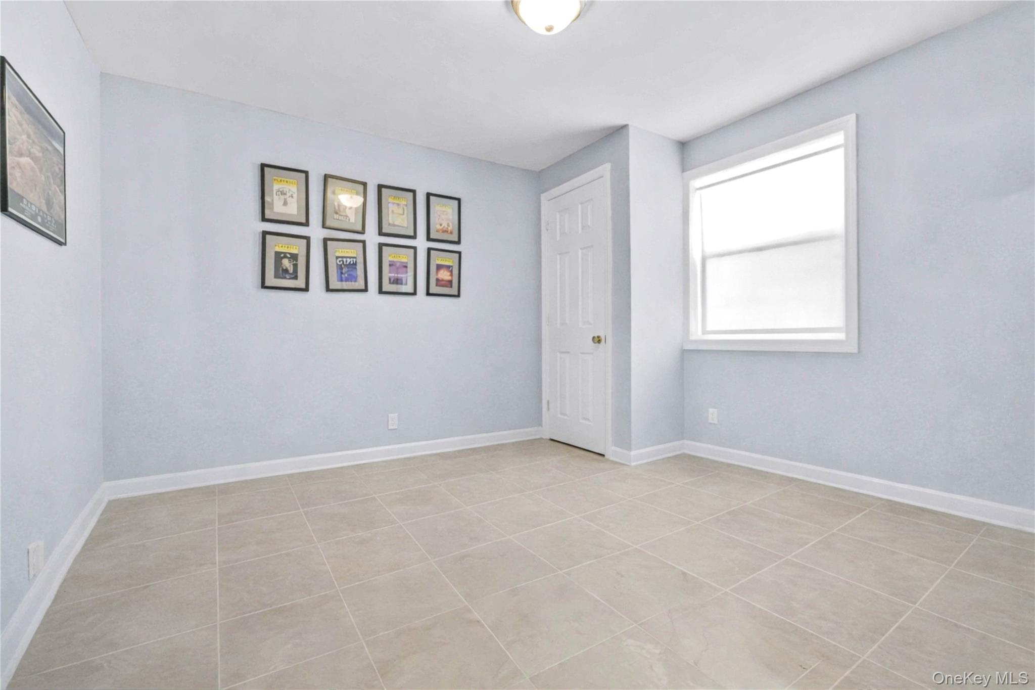 #5 photo, 99-71 164th Avenue, Howard Beach , NY 11414