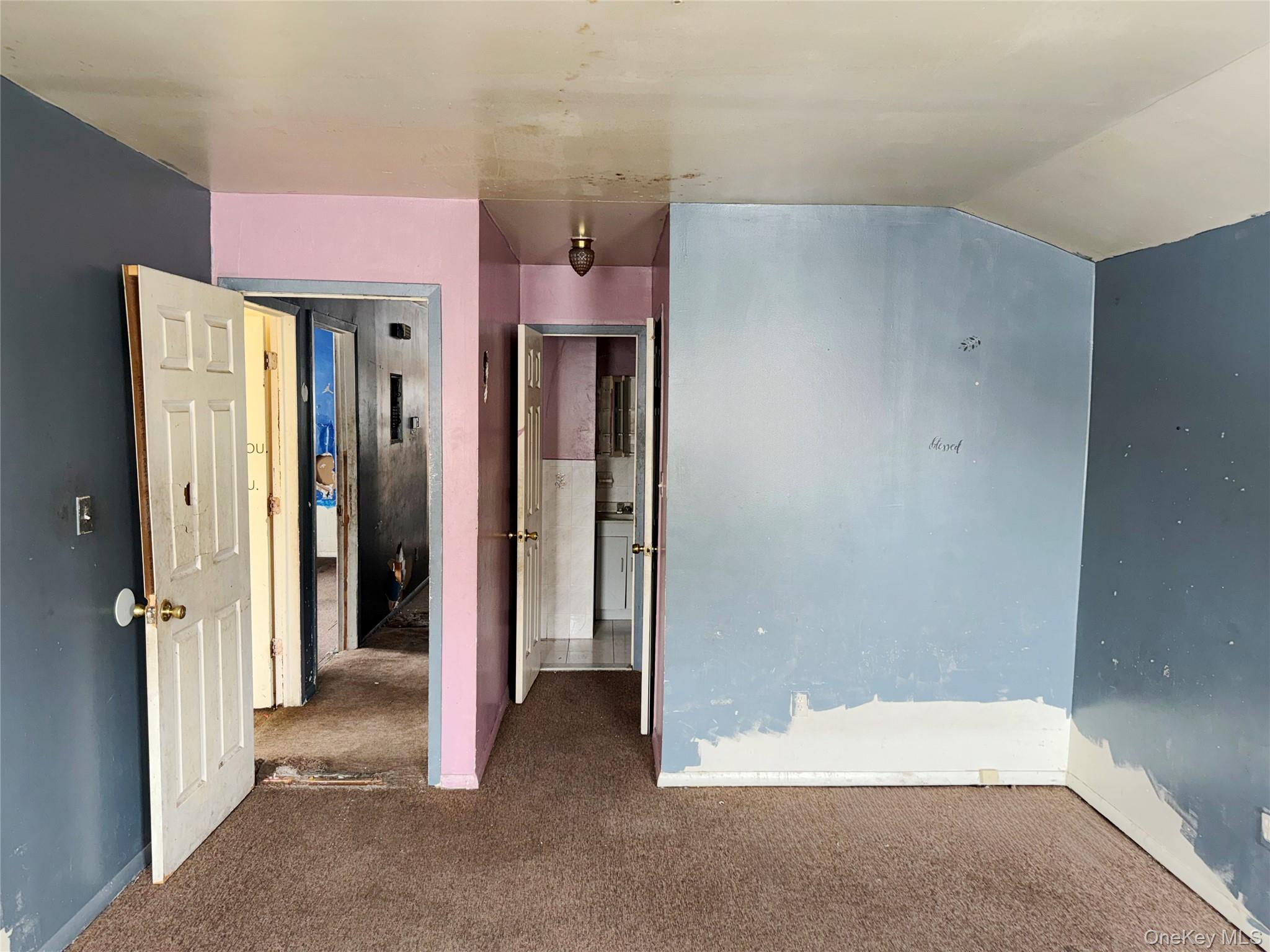 #12 photo, 157-15 110th Avenue, कुईंस Jamaica , NY 11433