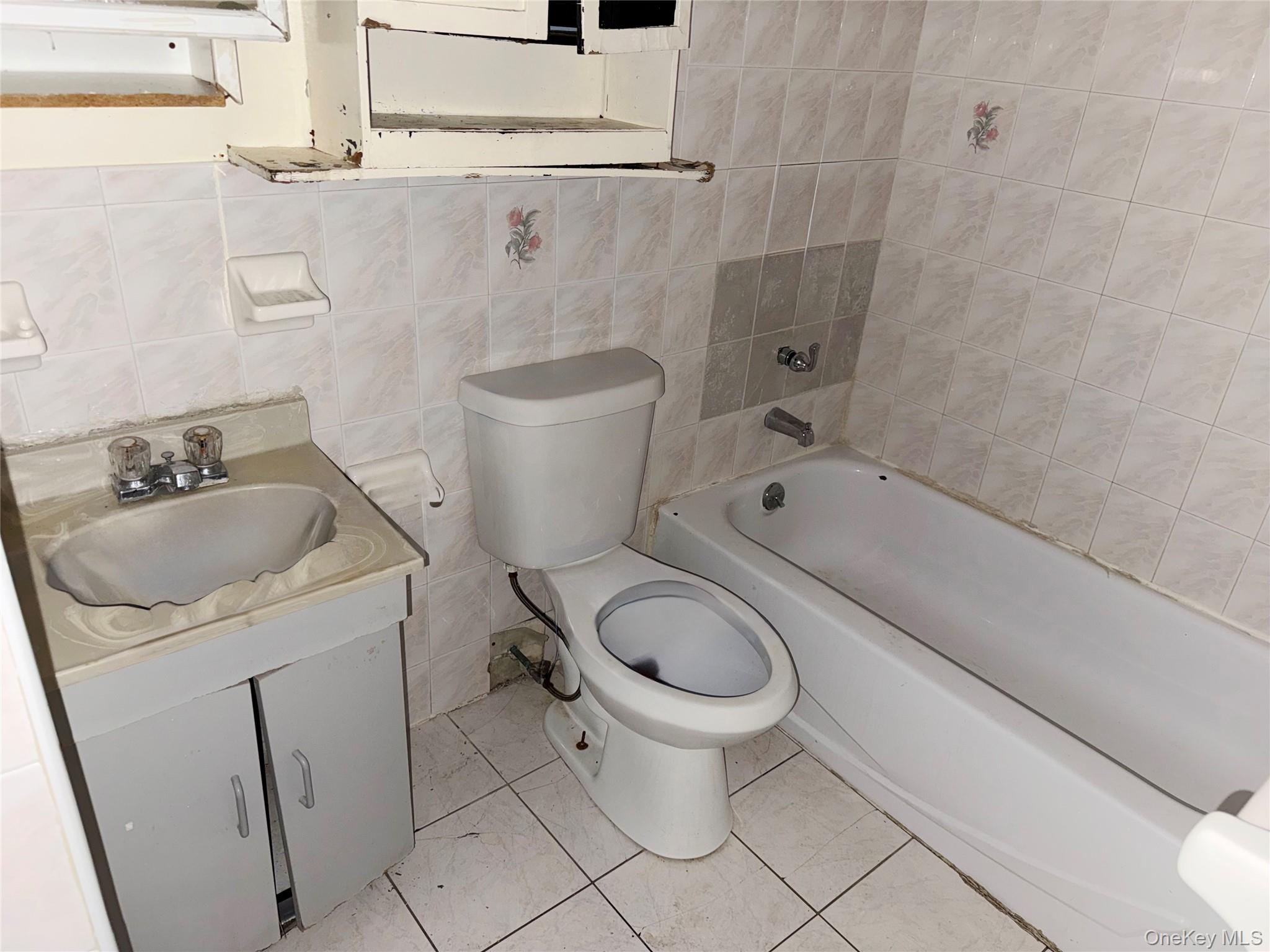 #19 photo, 157-15 110th Avenue, कुईंस Jamaica , NY 11433