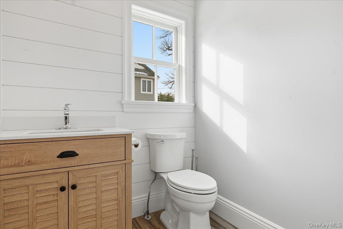 #19 photo, 135 Adams Street, Garden City , NY 11530