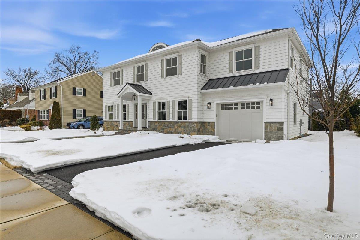 #2 photo, 135 Adams Street, Garden City , NY 11530