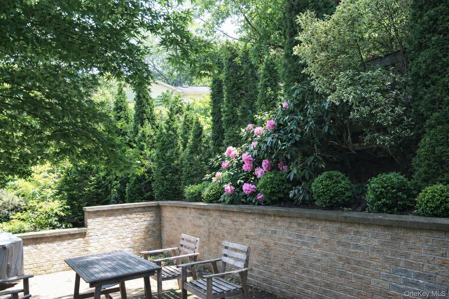 #18 photo, 45-44 Browvale Lane, Куинс ‖ Little Neck , NY 11362