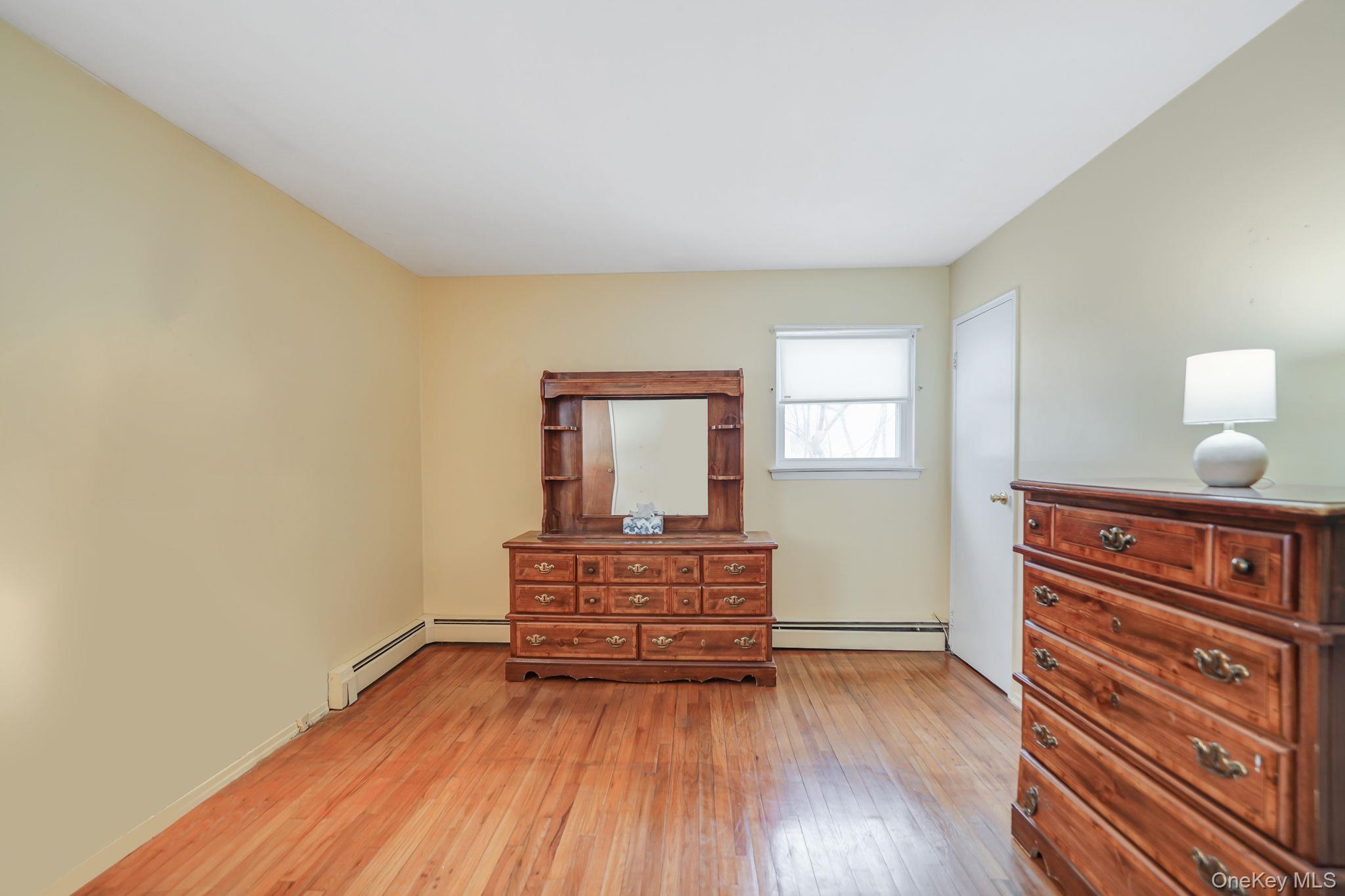 #16 photo, 4 Orchard Drive, 東長島 Port Jefferson Station , NY 11776