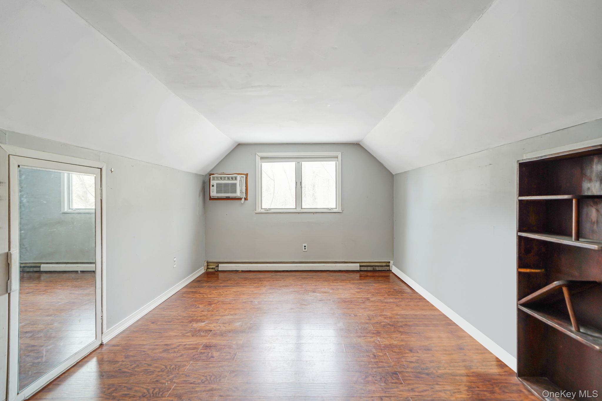 #20 photo, 4 Orchard Drive, 東長島 Port Jefferson Station , NY 11776