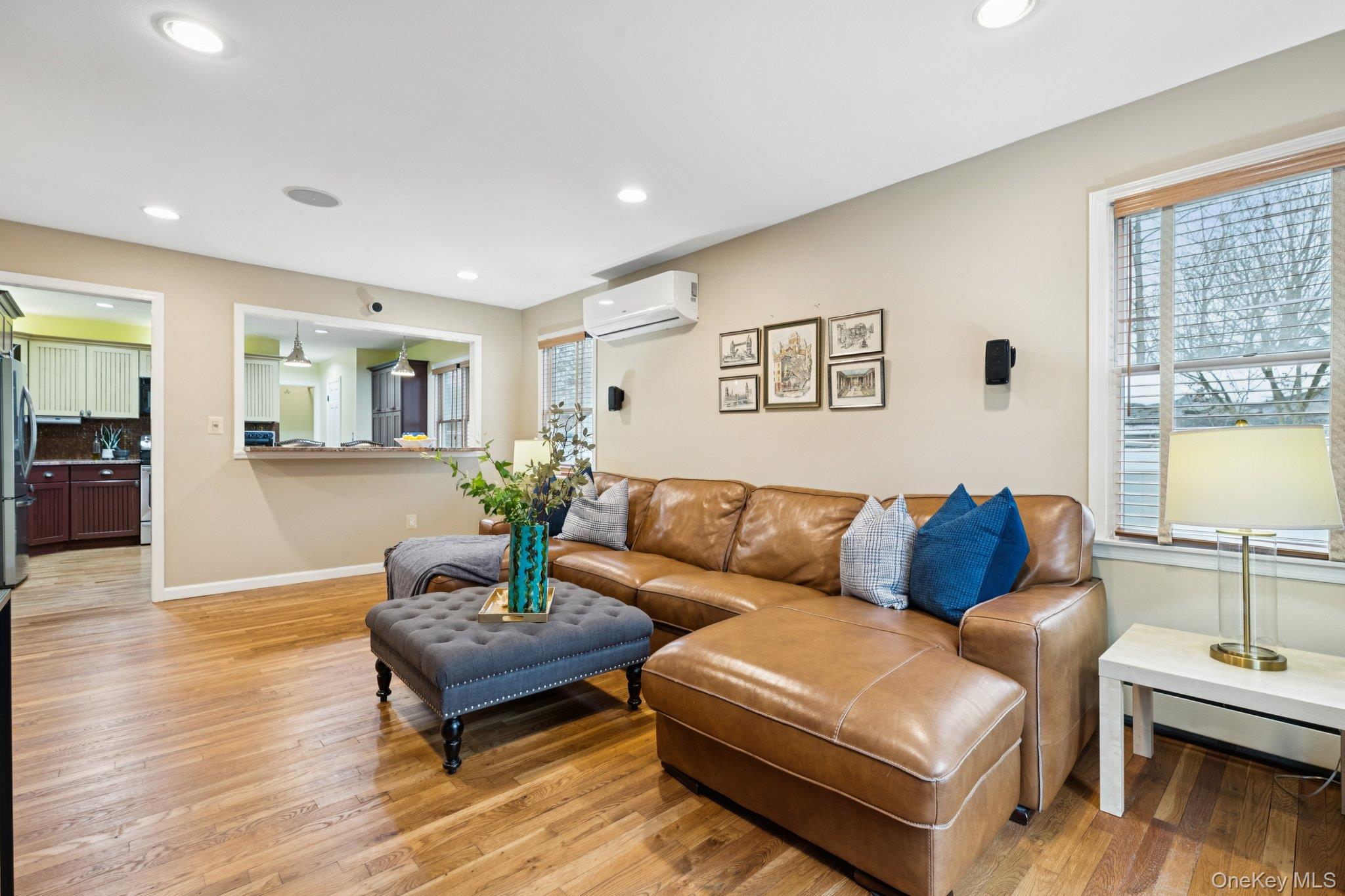 #17 photo, 24 Cherry Place, Huntington , NY 11743