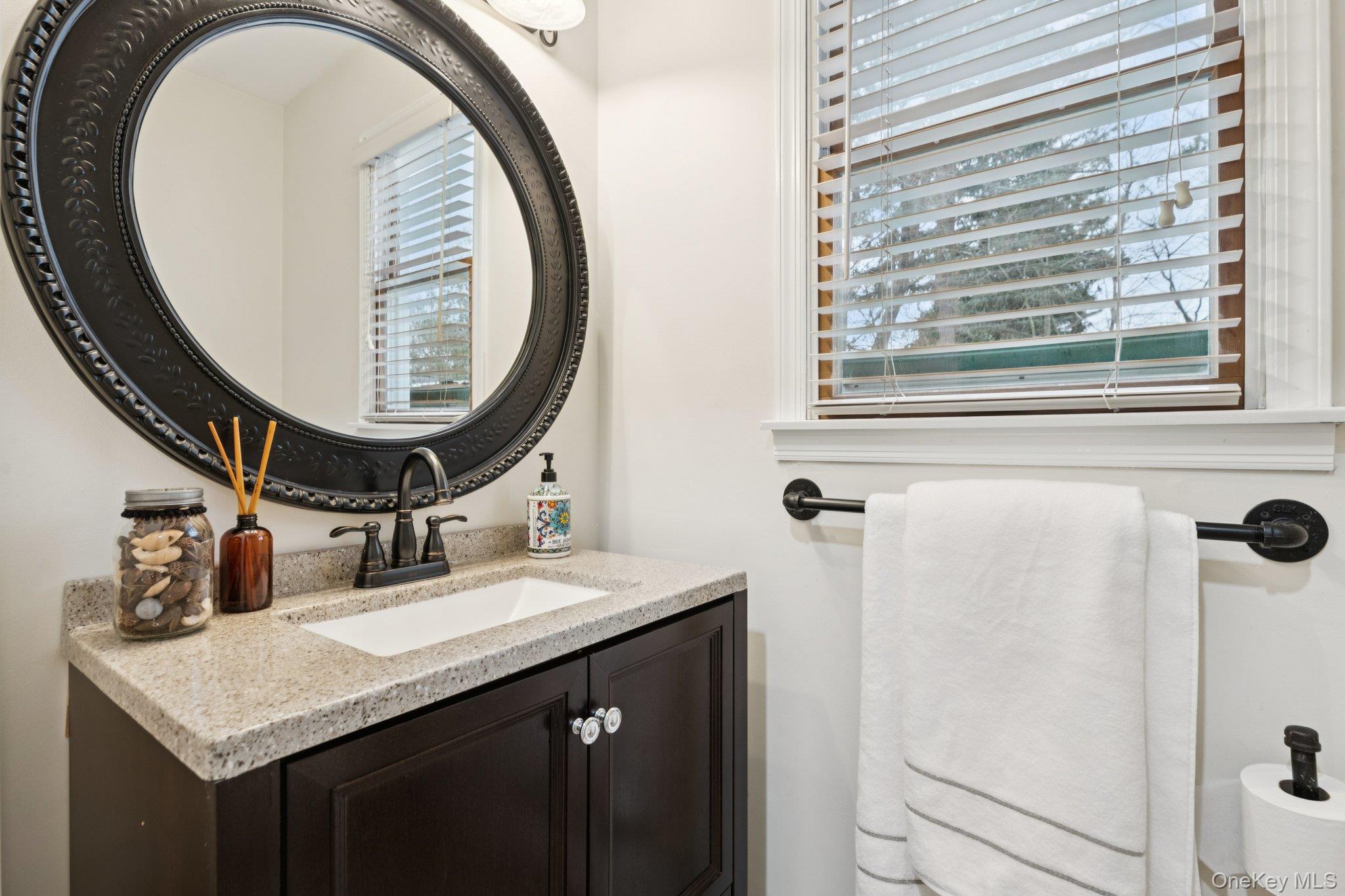 #19 photo, 24 Cherry Place, Huntington , NY 11743