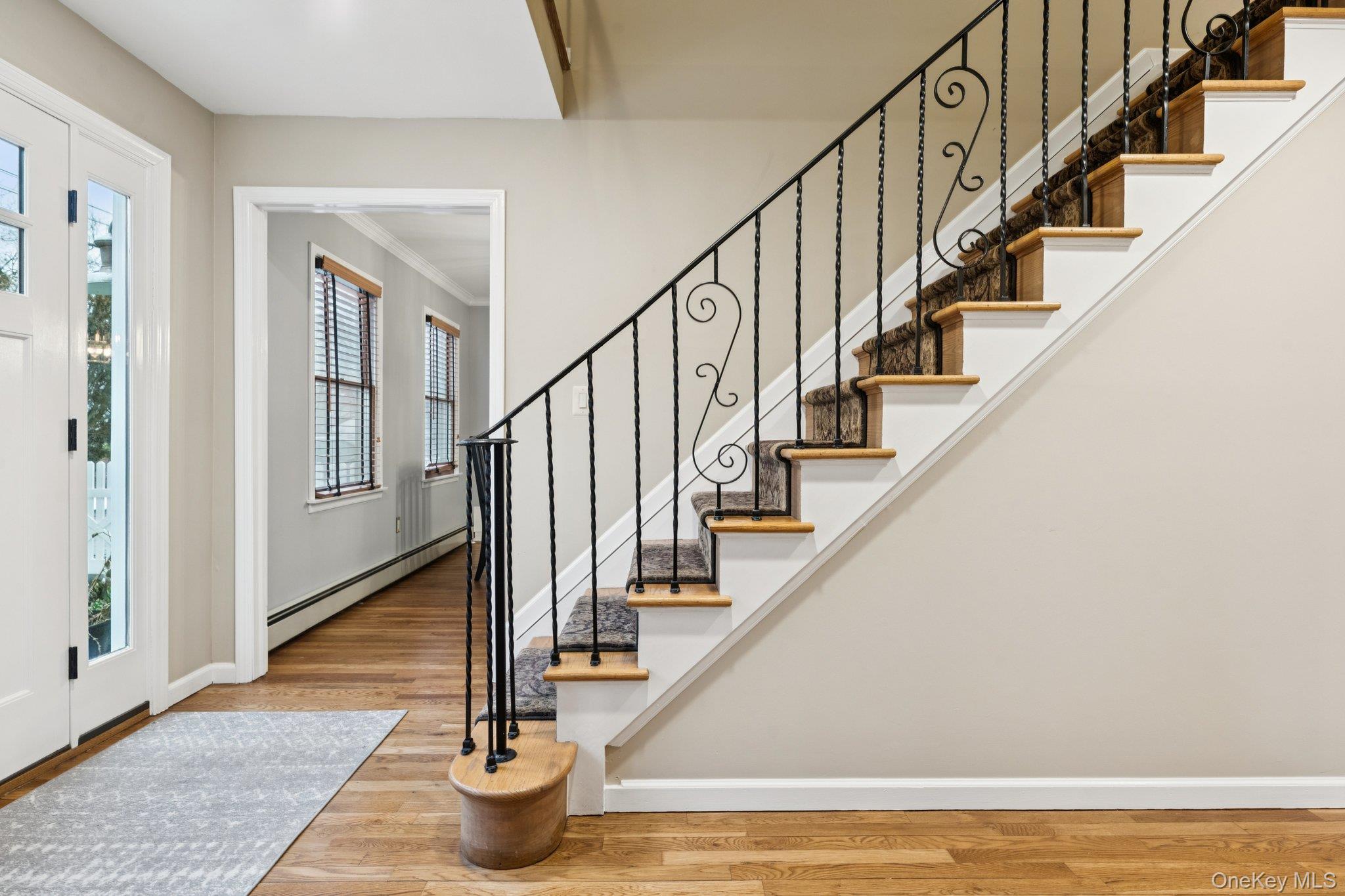 #5 photo, 24 Cherry Place, Huntington , NY 11743