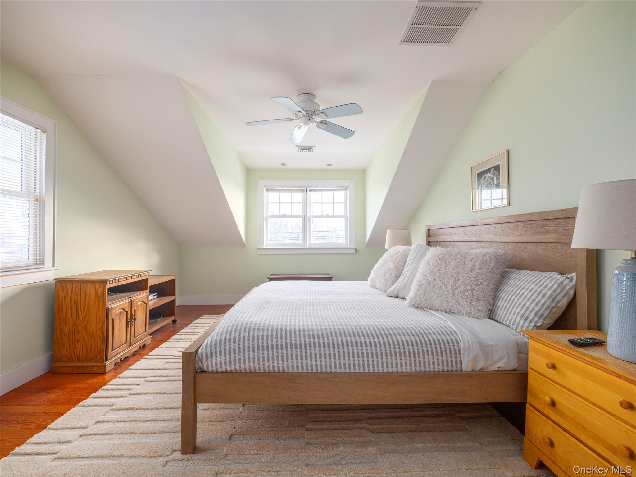 #17 photo, 20715 Main Road, Orient , NY 11957