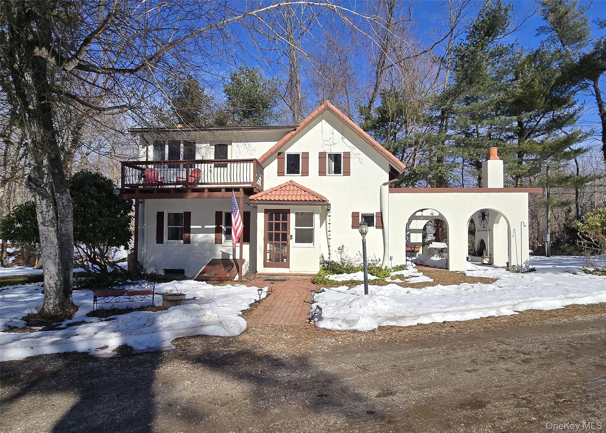 #1 photo, 758 Mount Sinai Coram Road, Mount Sinai , NY 11766