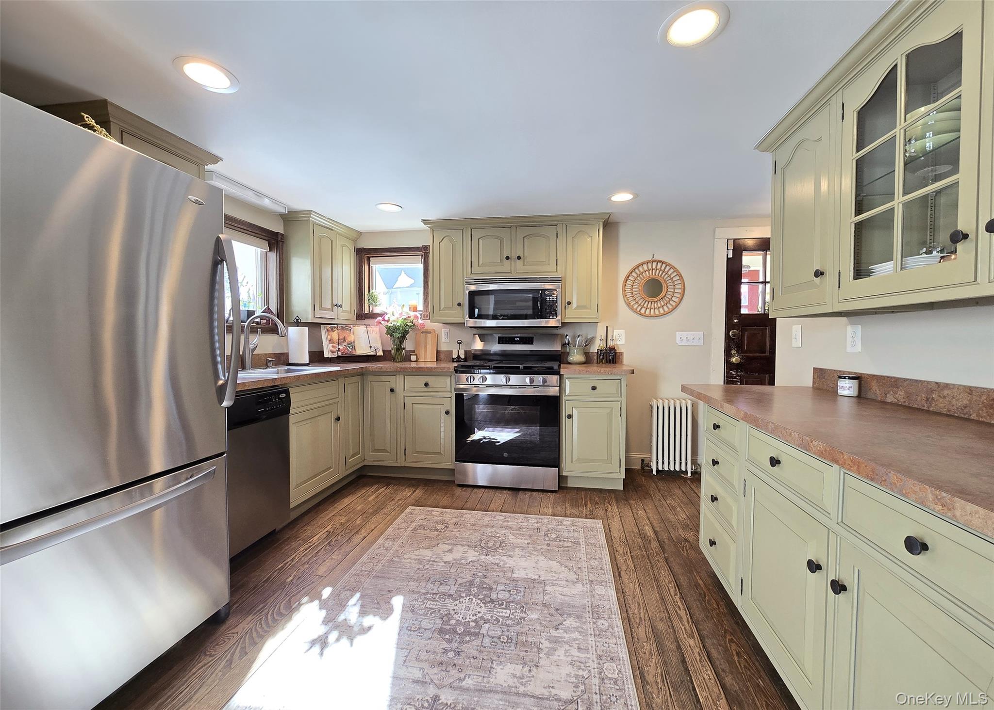 #6 photo, 758 Mount Sinai Coram Road, Mount Sinai , NY 11766