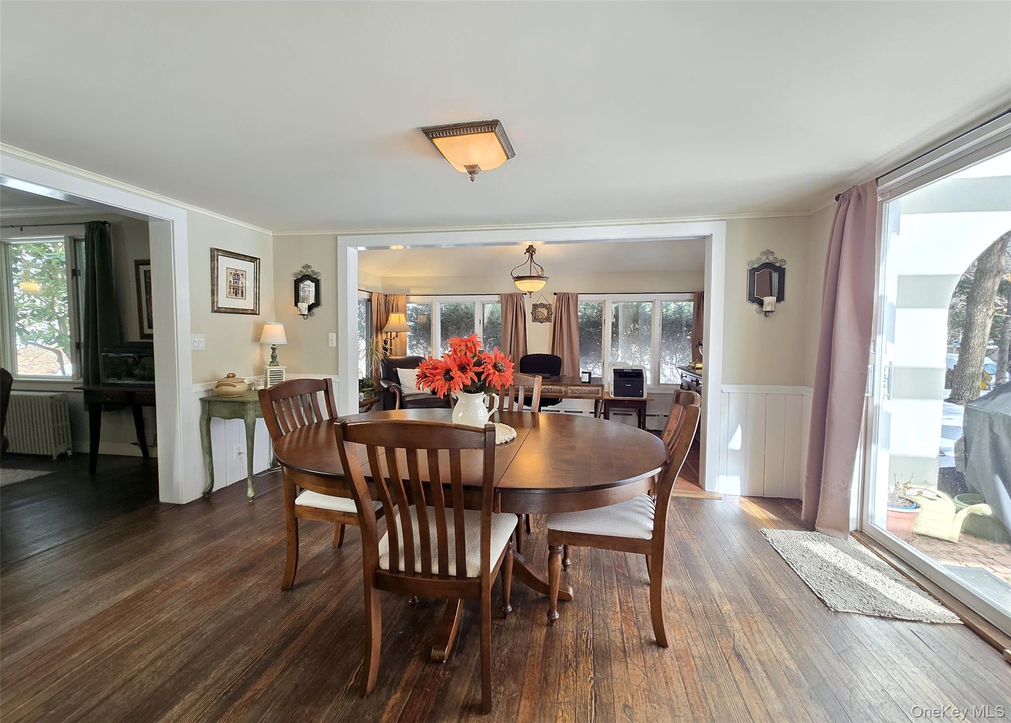 #9 photo, 758 Mount Sinai Coram Road, Mount Sinai , NY 11766