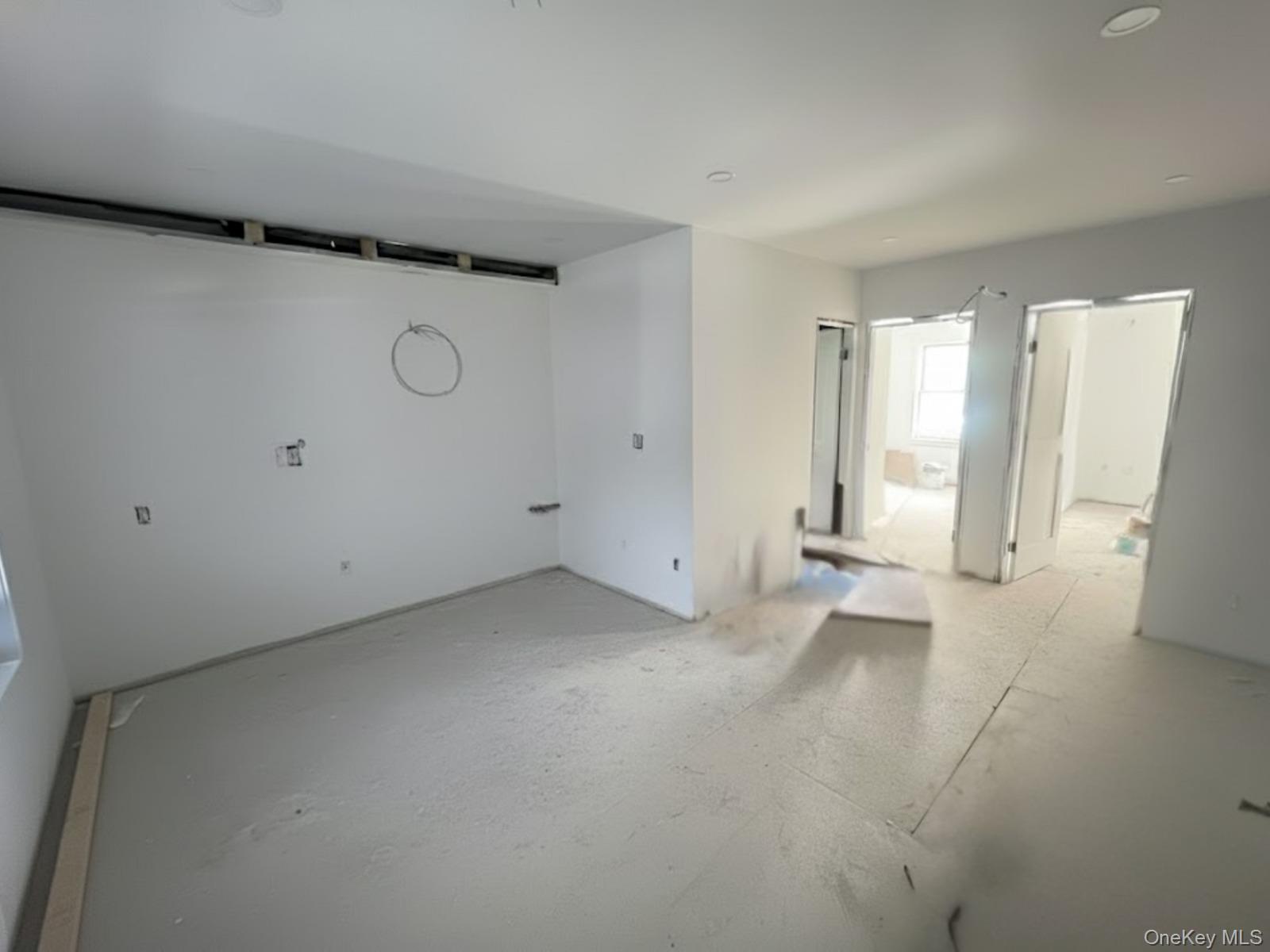 #11 photo, 9307 69th Avenue, फॉरेस्ट हिल्स Forest Hills , NY 11375