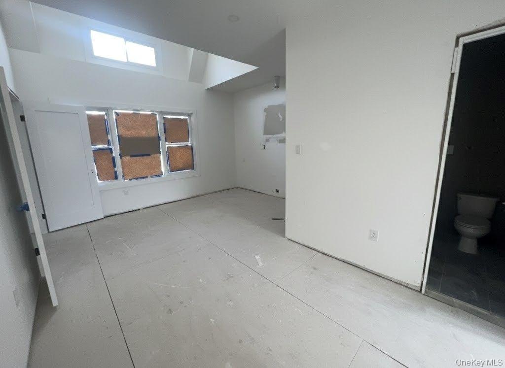 #16 photo, 9307 69th Avenue, फॉरेस्ट हिल्स Forest Hills , NY 11375