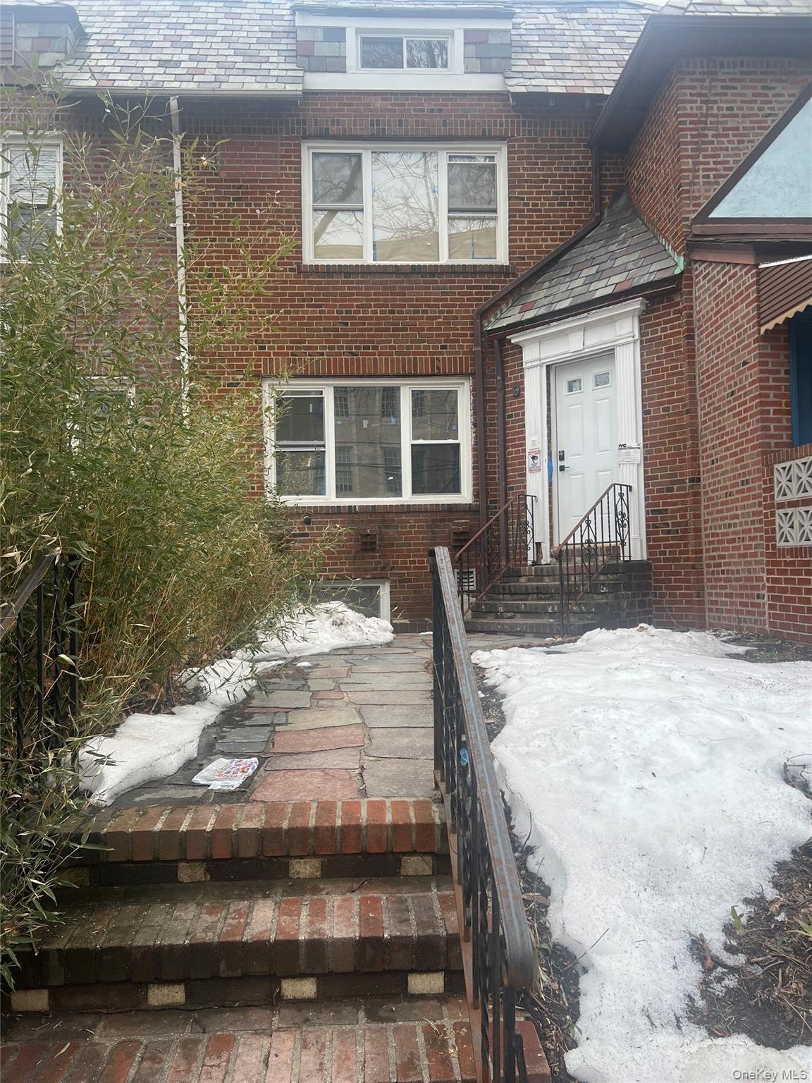 #20 photo, 9307 69th Avenue, Forest Hills , NY 11375