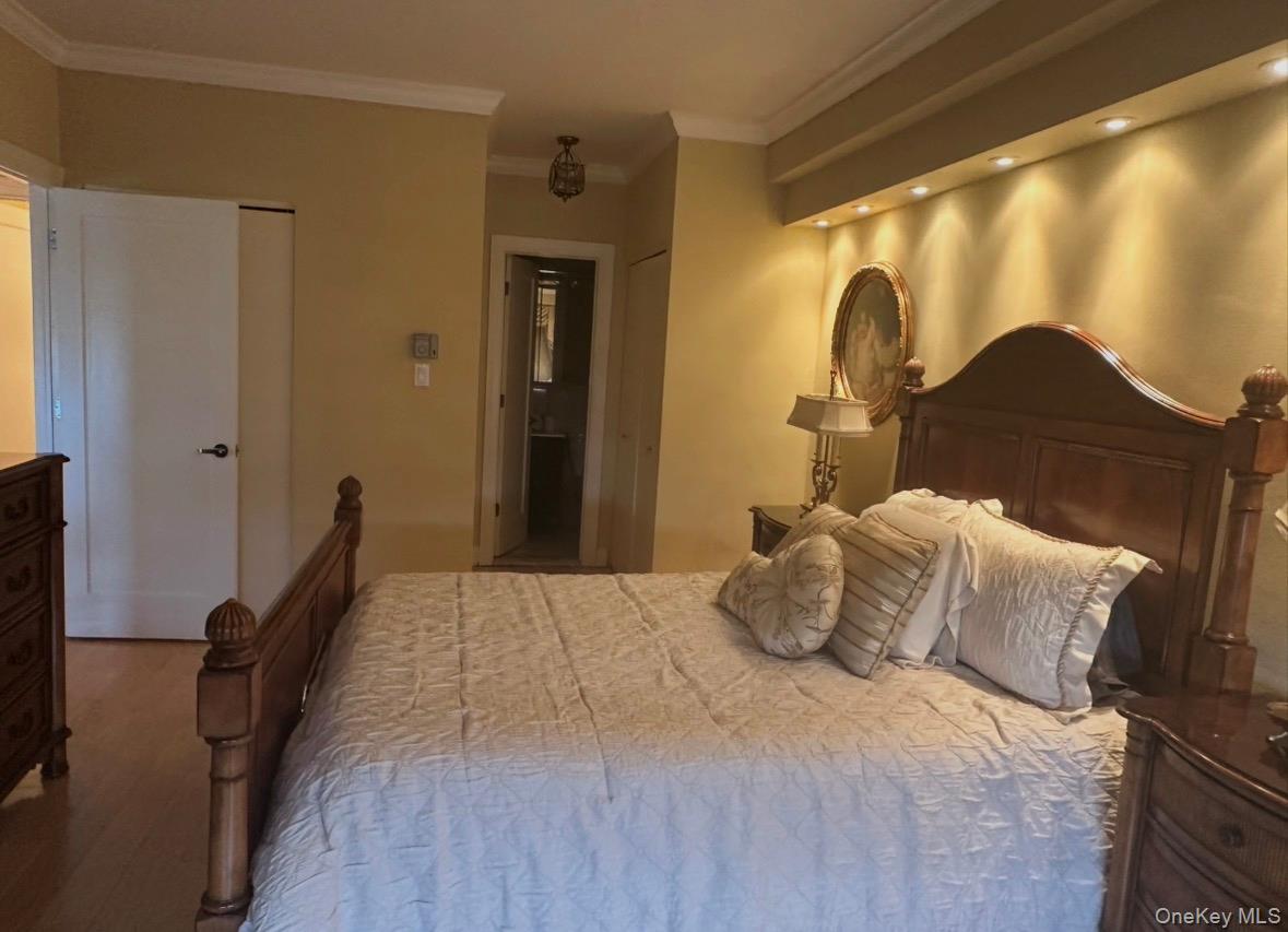 #12 photo, 18-15 215 Street, Bayside , NY 11360