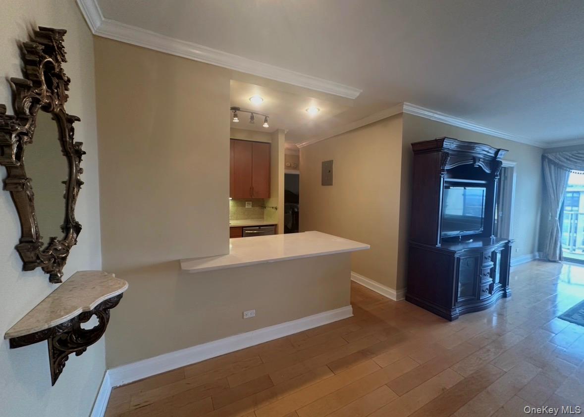 #3 photo, 18-15 215 Street, Bayside , NY 11360