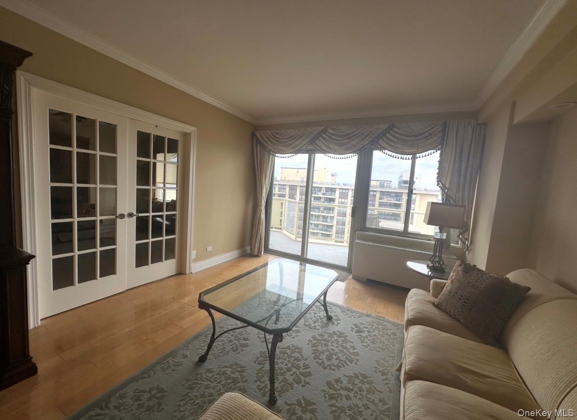 #8 photo, 18-15 215 Street, Bayside , NY 11360